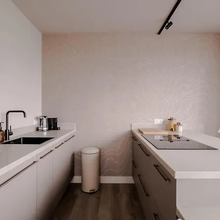 1br Penthouse In Centre Apartmán *